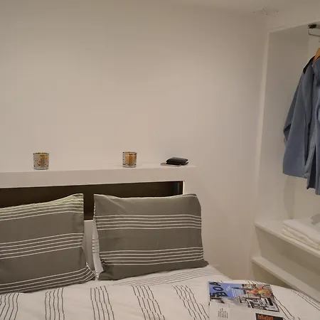 Tp Bica 20, Lisbon Apartment Room photo